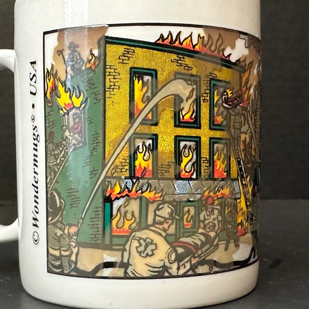 WONDERMUGS VTG Fire Dept, Fireman Fire Battle, Heat Color Changing Mug/Cup